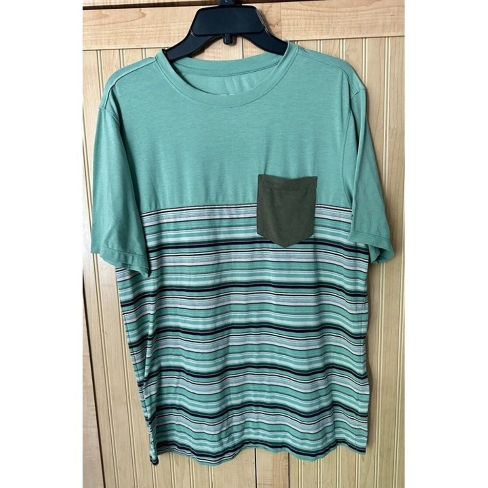 Marmot Doran Park Men Green Medium T Shirt Front Pocket Stripe Hiking